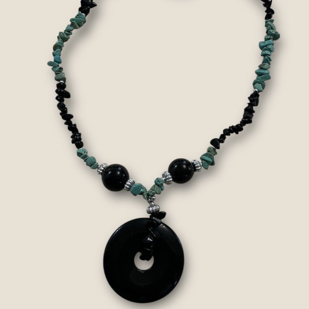 Vintage Faux Turquoise Chip Necklace W/ Black Circular Pendant 20" Unique Boho-S